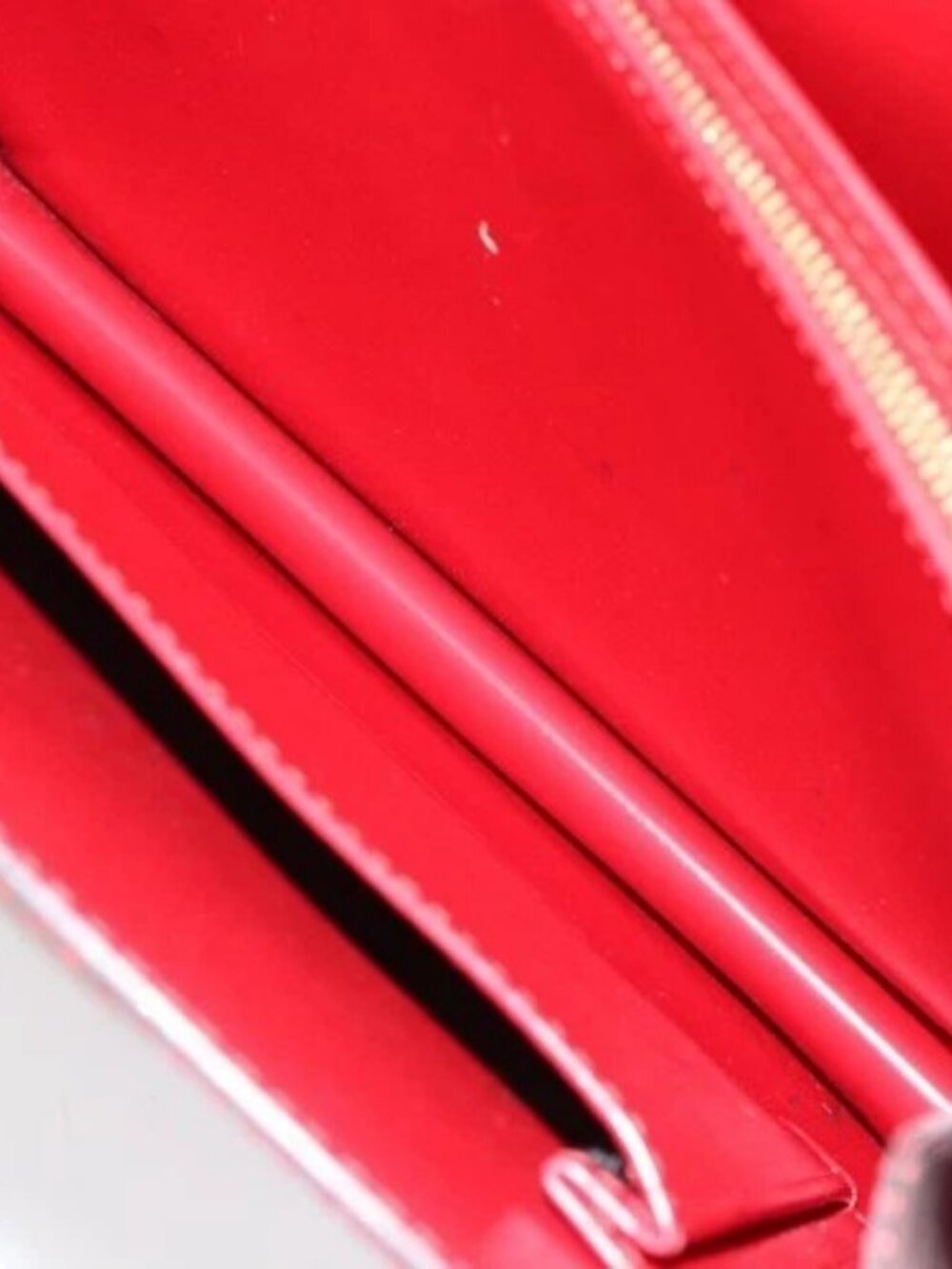 LOUIS VUITTON Epi Capuchin Shoulder Bag Red - Picture 9 of 16